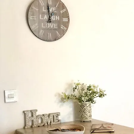 Lighthouse Apartment *